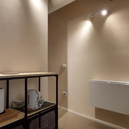 Monolocaleminimal Apartment *